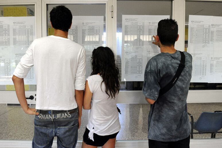 “C’è posto per te”: parte da Cosenza il tour promosso da Sviluppo Lavoro Italia