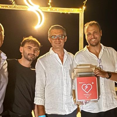 A Montepaone Lido un aperitivo di beneficenza per acquistare un defibrillatore