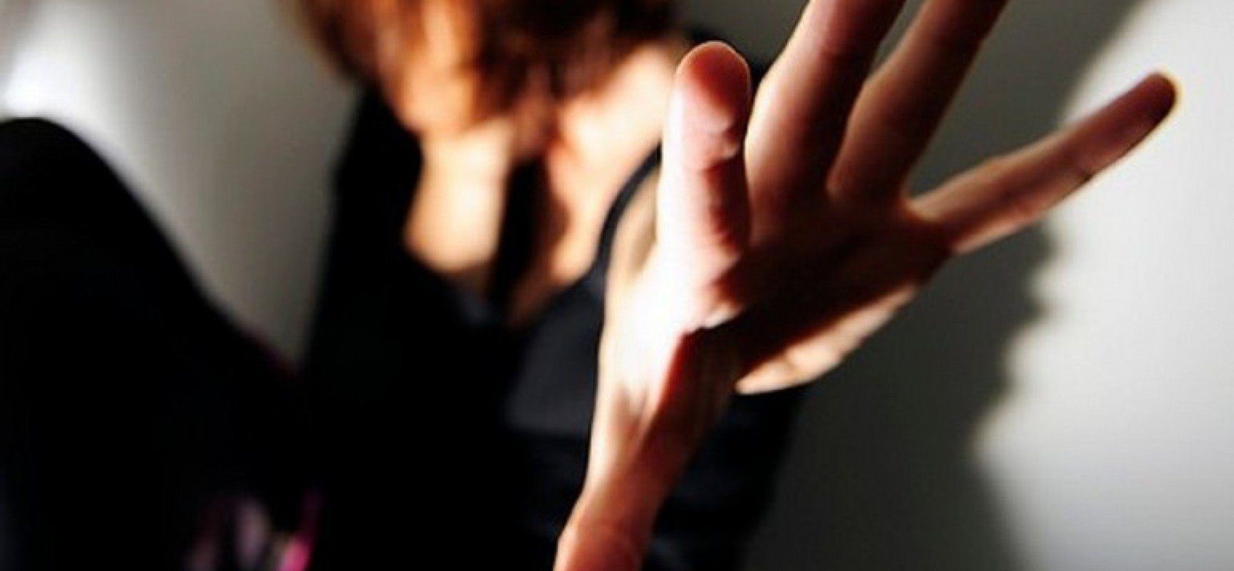 Rende, 20enne sporge denuncia per violenza sessuale