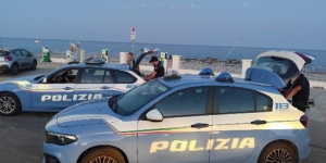 Coinvolti nella rissa sul lungomare di Crotone: padre e figlio passano dai domiciliari al carcere