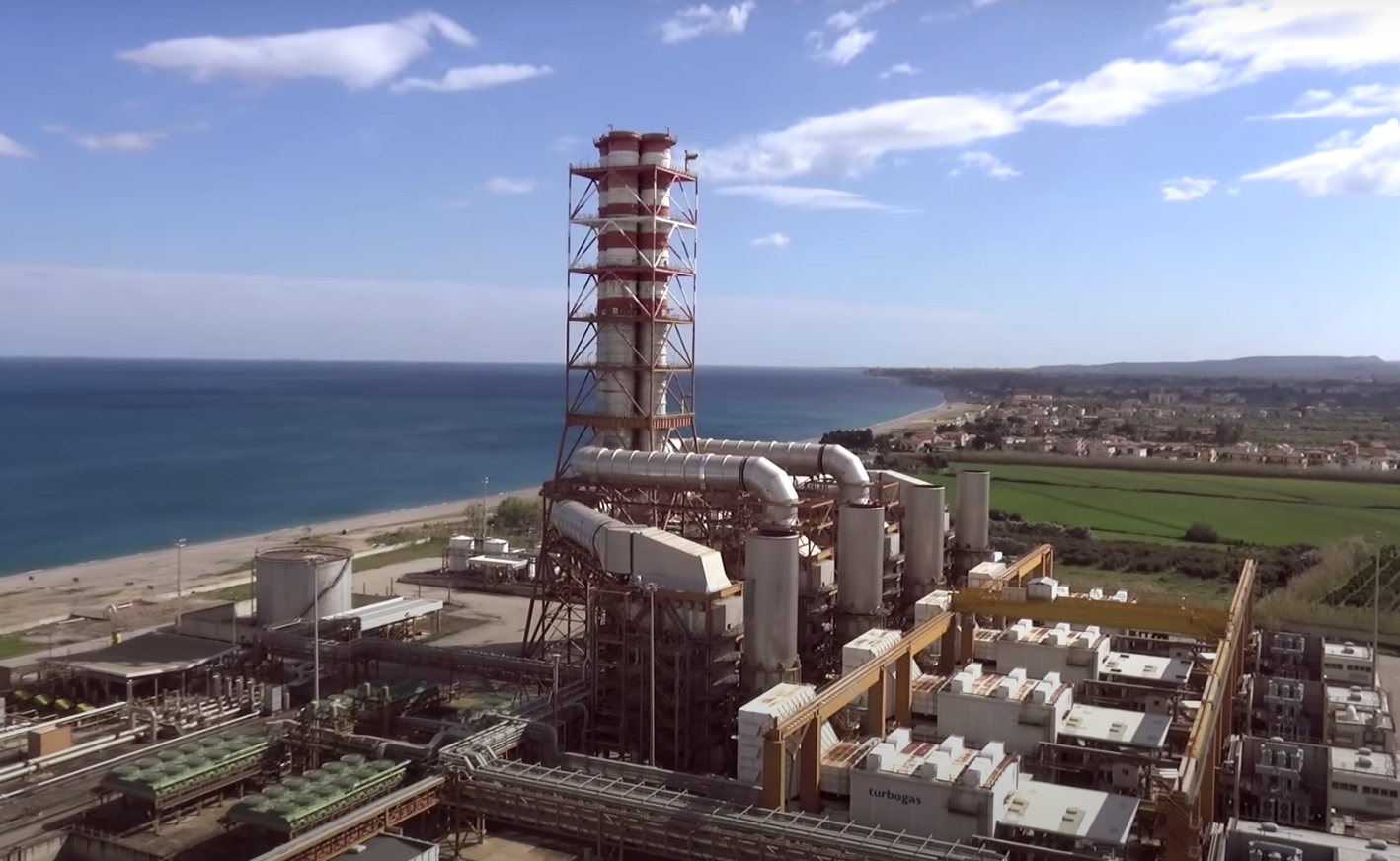 «Enel sta per riattivare i turbogas a Corigliano Rossano ed il sindaco muto»