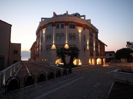 I numeri drammatici del turismo elaborati da Federalberghi