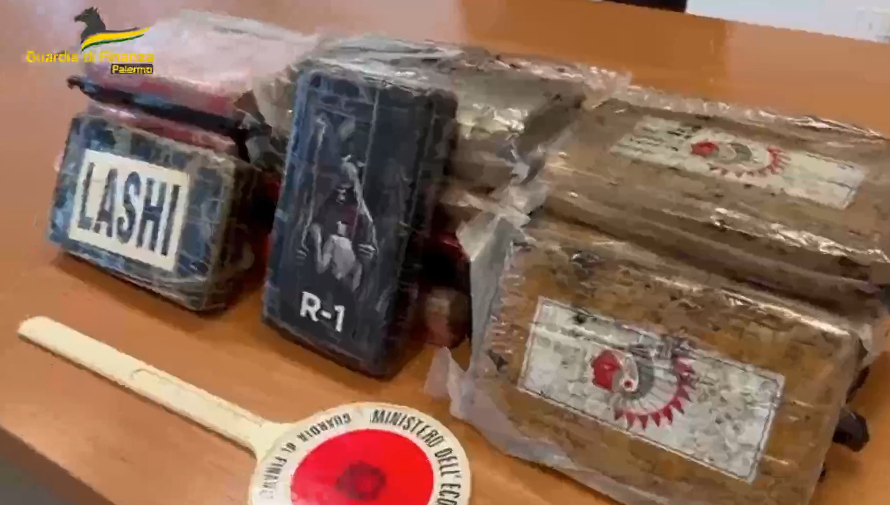 Dalla Calabria a Palermo 15 chili di cocaina al mese: business da 10 milioni di euro – I NOMI