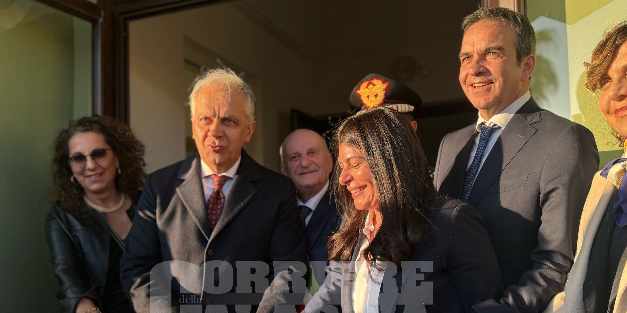 Piantedosi a Limbadi inaugura la nuova caserma dei Carabinieri. «Segno del riscatto dello Stato sulla ‘ndrangheta» – FOTO E VIDEO