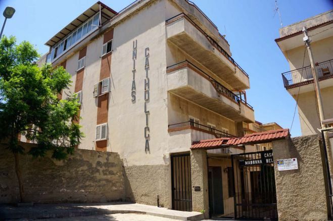 Unitas sotto sequestro, i minori saranno trasferiti