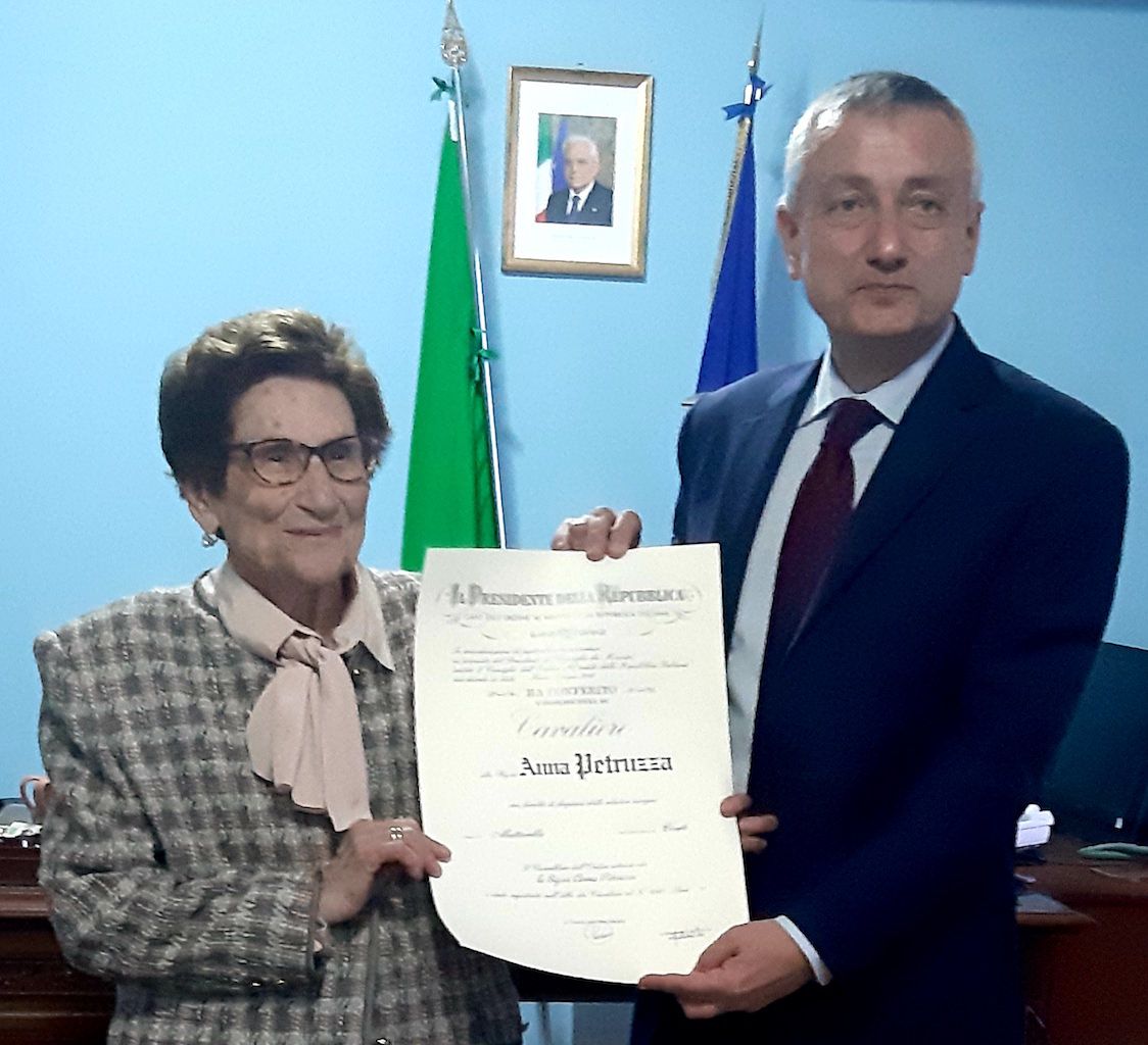 La "storica" ostetrica di Briatico diventa Cavaliere della Repubblica