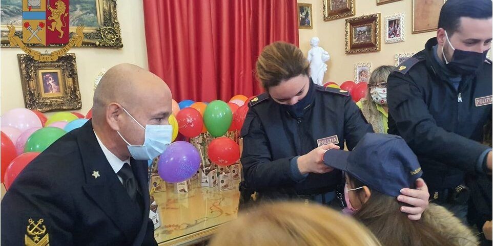 Vibo, “educare alla giustizia”: il personale della Questura incontra gli studenti