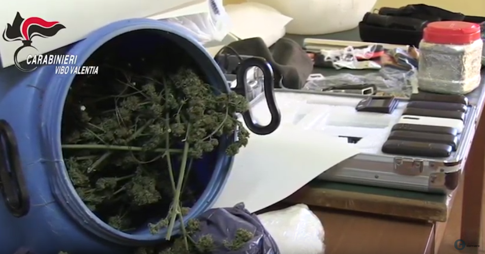 Droga e armi, quattro arresti dei carabinieri a Tropea – VIDEO