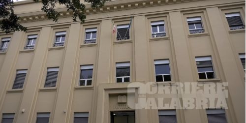 indagine morte dimissioni ospedale vibo