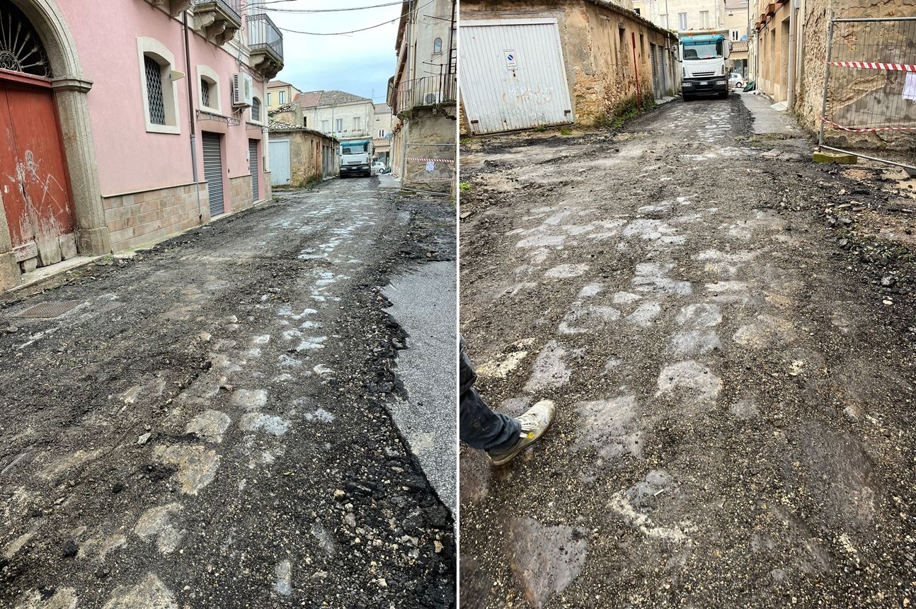 Vibo, i lavori su Piazza Morelli portano alla luce le antiche basole