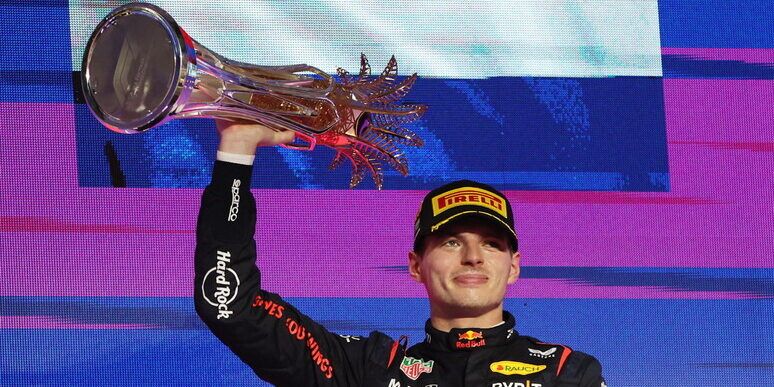 Verstappen vince anche in Arabia, podio Ferrari con Leclerc