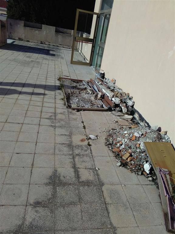 Lazzaro, «quelle scuole sono pericolose e vanno chiuse»