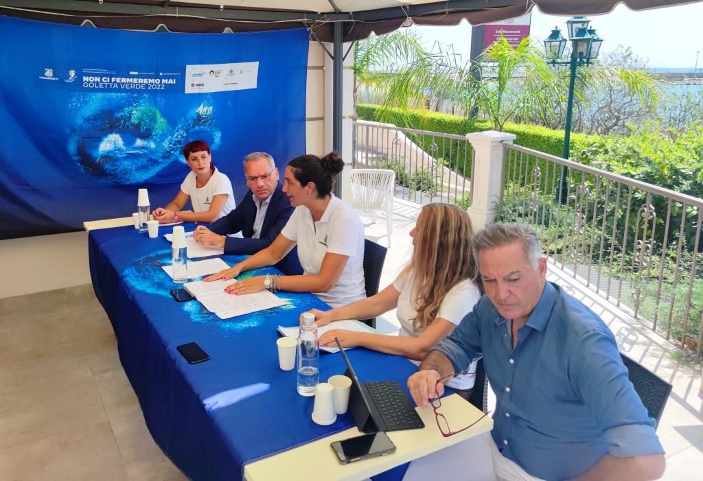 Maladepurazione, Legambiente: «In Calabria inquinati 11 dei 21 punti monitorati» – VIDEO