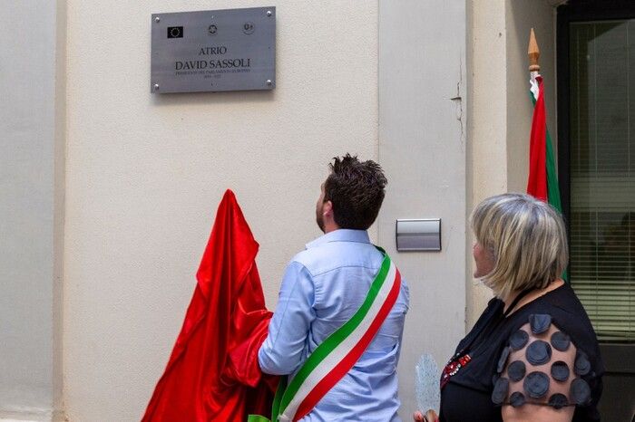 Corigliano Rossano, atrio del Comune intitolato a David Sassoli