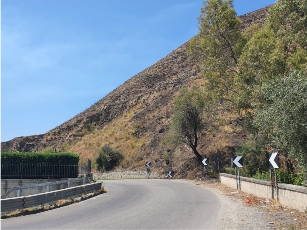 Melito Porto Salvo, incendiati i terreni confiscati alla criminalità