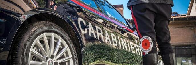 Amantea, il clima resta pesante: colpi di fucile contro un’agenzia funebre in pieno centro