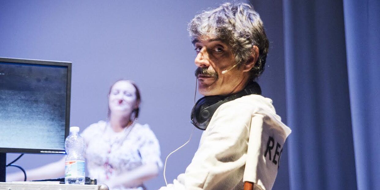 “Anima da tre soldi” di Max Mazzotta al Dam Unical