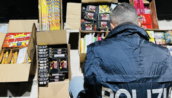 Sequestrati a Crotone 65 chili di materiale pirotecnico illegale