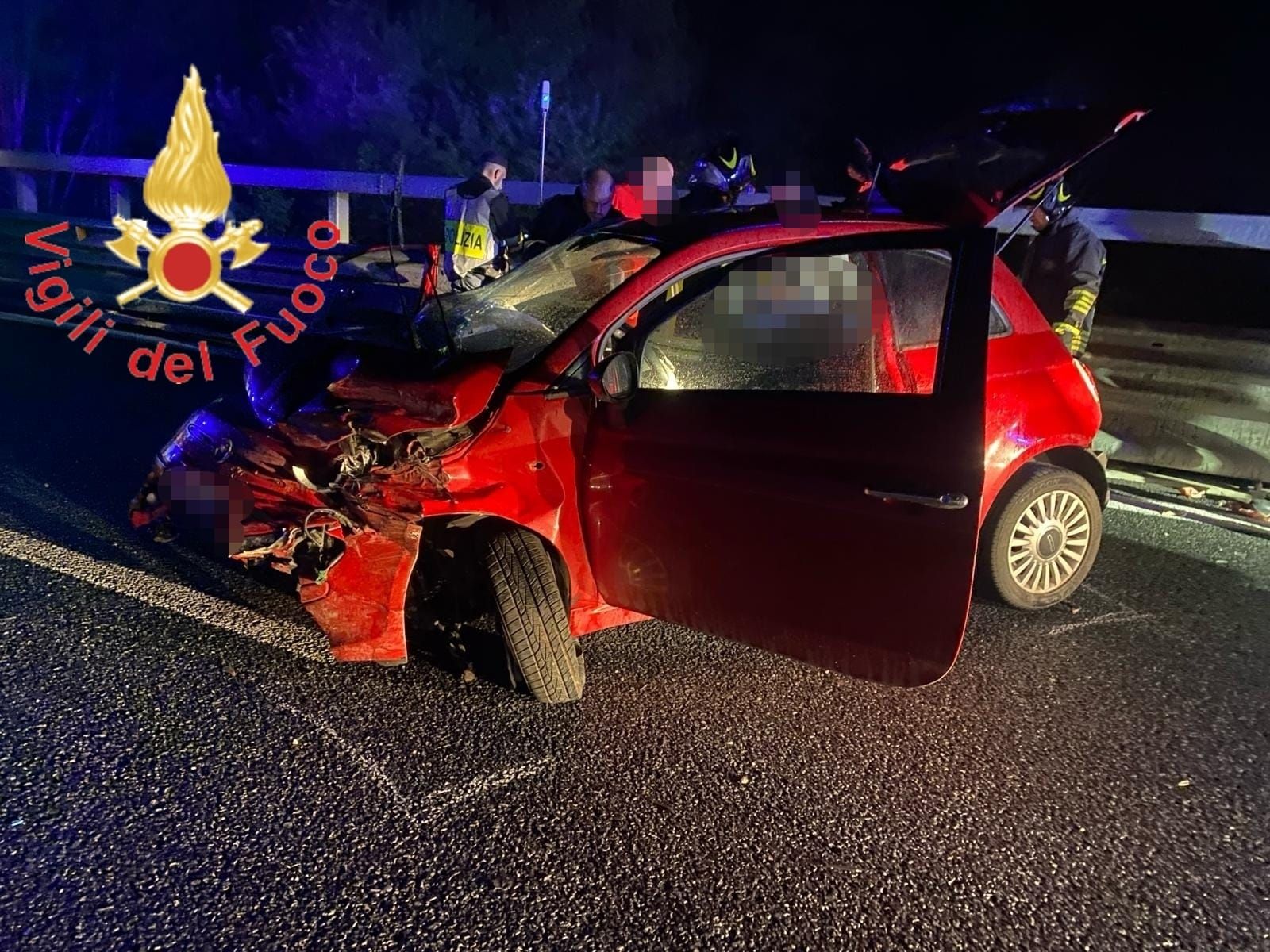 Lamezia Terme, due incidenti nella notte e sette feriti – FOTO