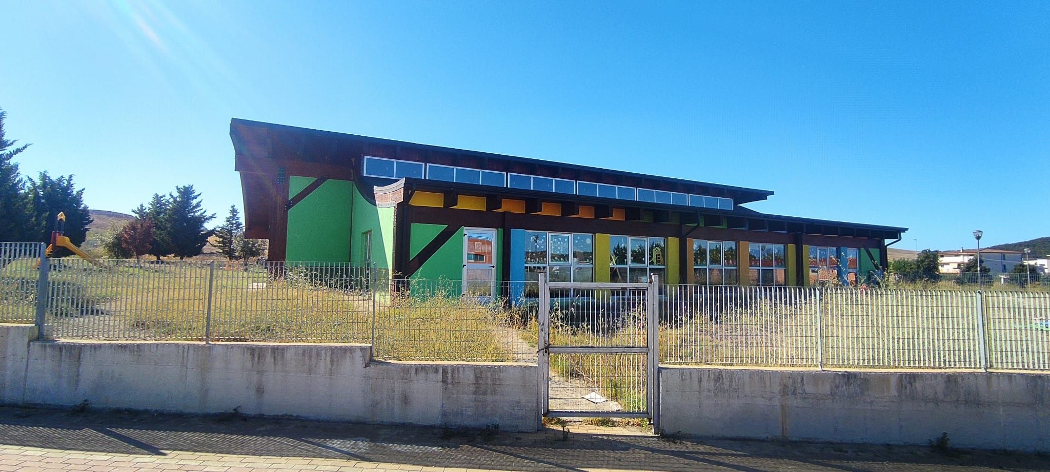 Niente campanella per gli asili nido comunali a Crotone e Cutro. Le mamme: «È svilente» – VIDEO