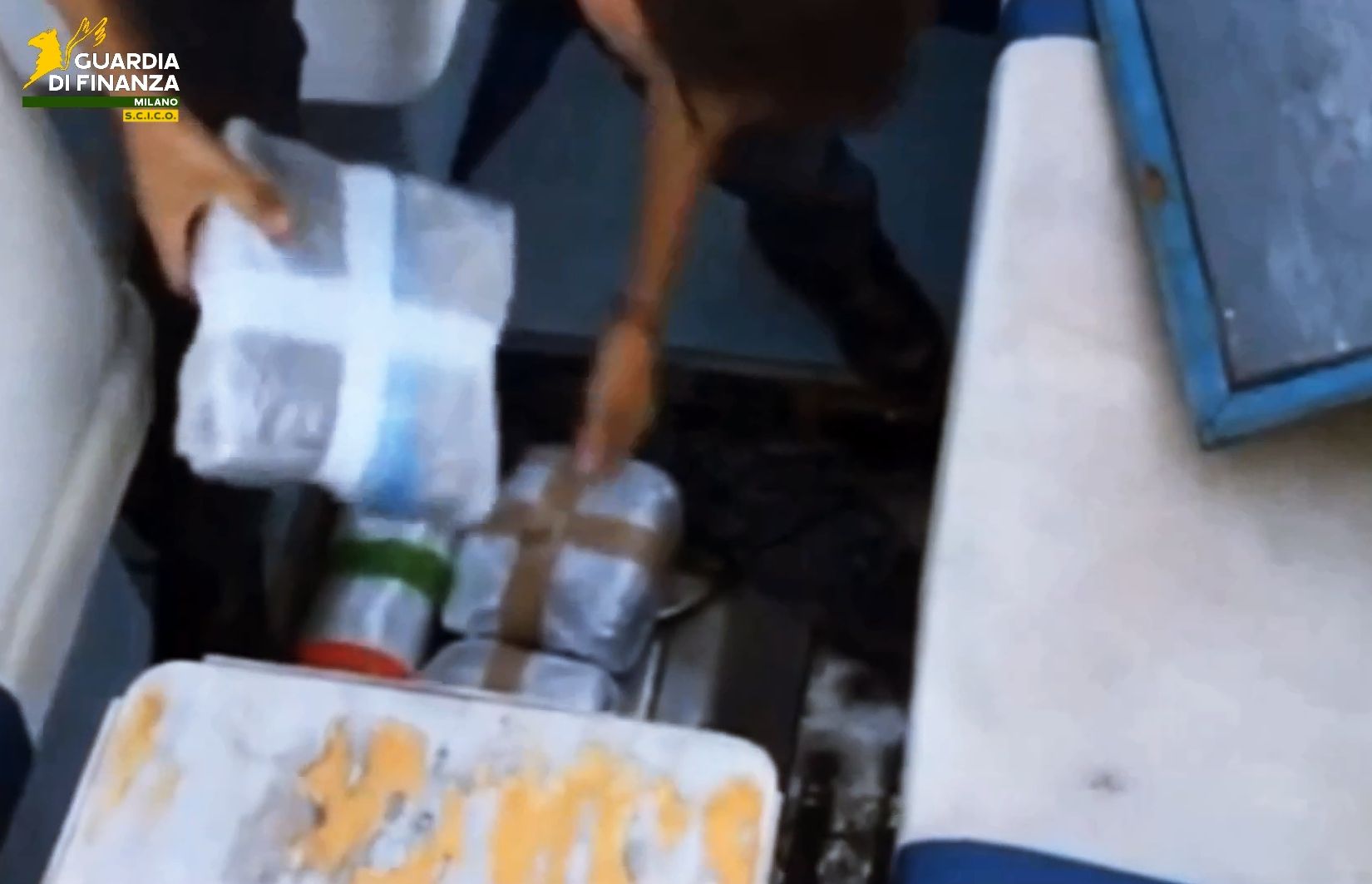 Milano inondata di cocaina dai clan della Locride: l’affare da 4 milioni per 126 pacchi «finiti in un mese»