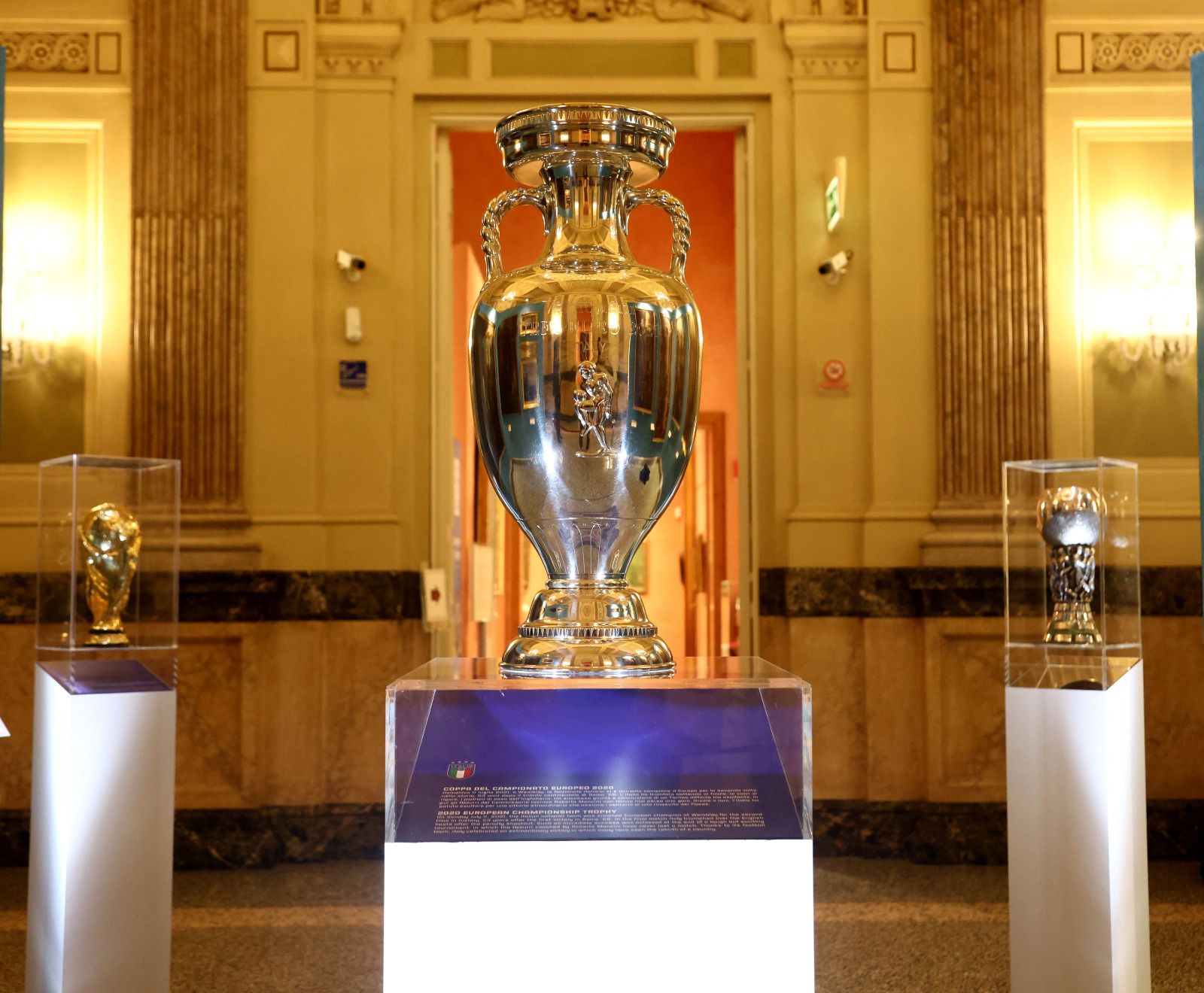 Rossi Merighi: «All’Università di Reggio anche i cimeli azzurri dei calabresi campioni del Mondo e d’Europa»