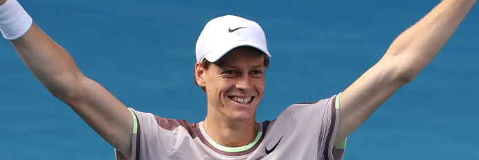 Atp Finals, Sinner non stecca la prima. Battuto De Minaur