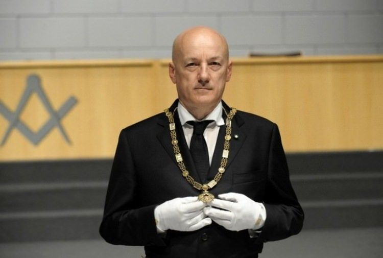 I massoni vogliono restare nell'ombra