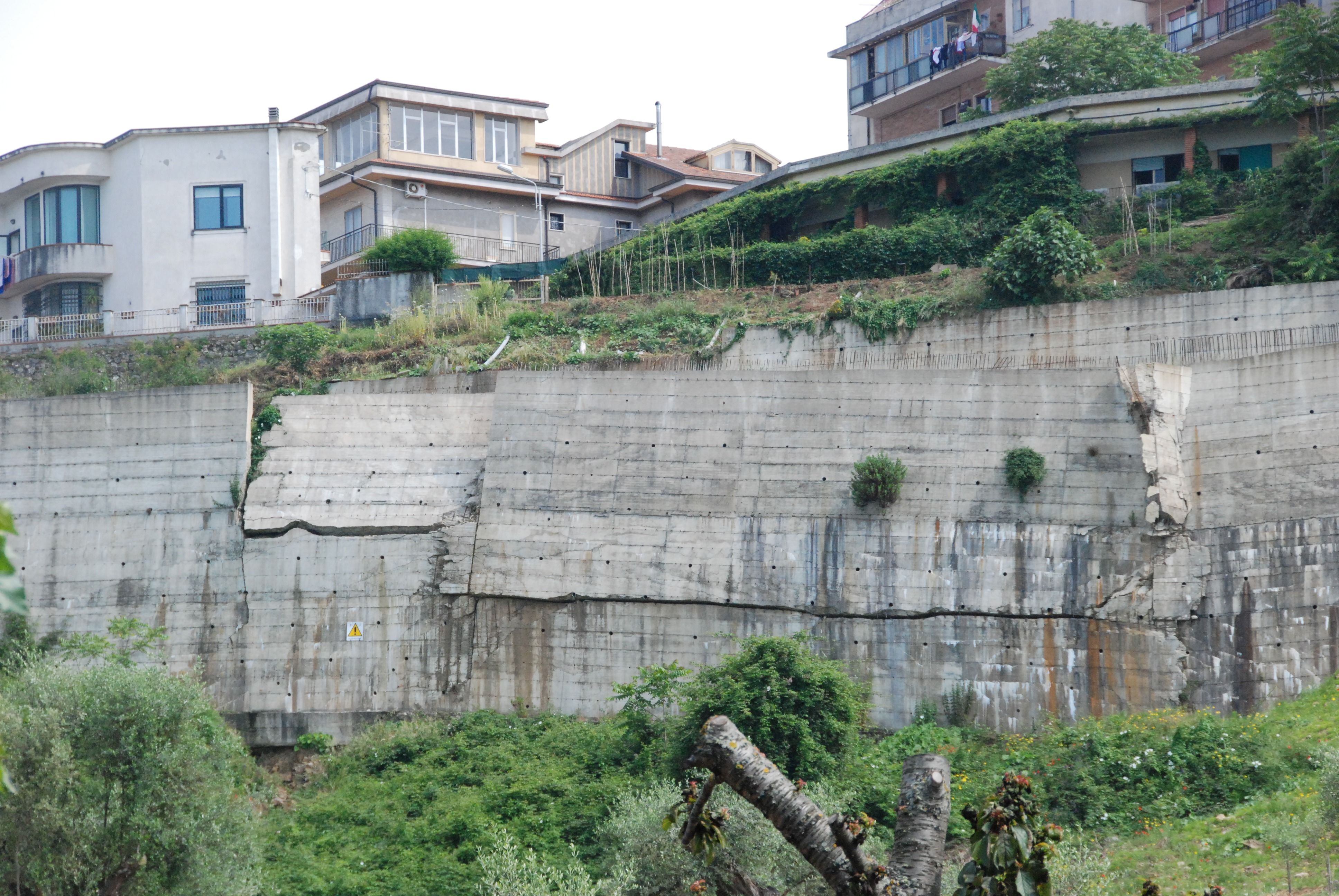 Una città abusiva nelle campagne di Vibo – I NOMI