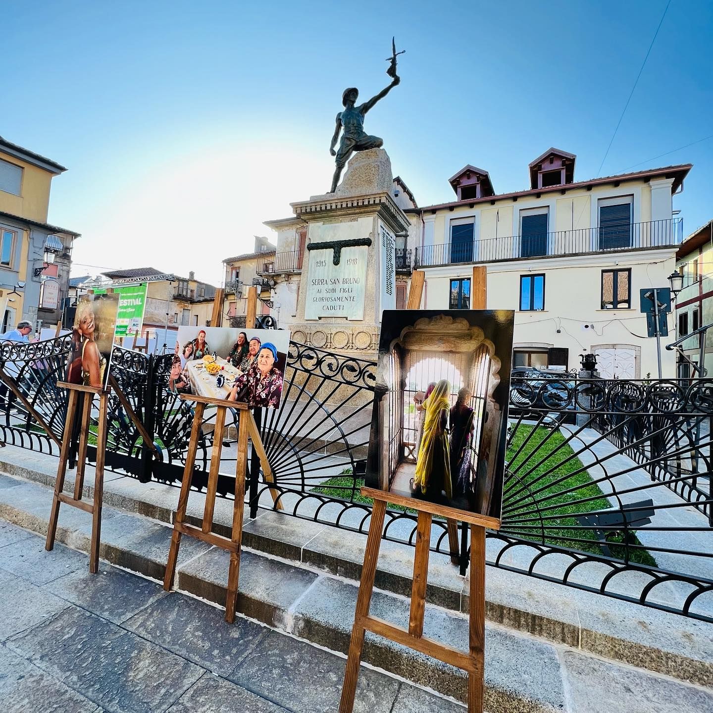 Gli scatti del “Serreinfestival” per riflettere sul ruolo della donna nella società – FOTO