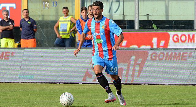 Il Catanzaro prende l'esterno Luigi Falcone