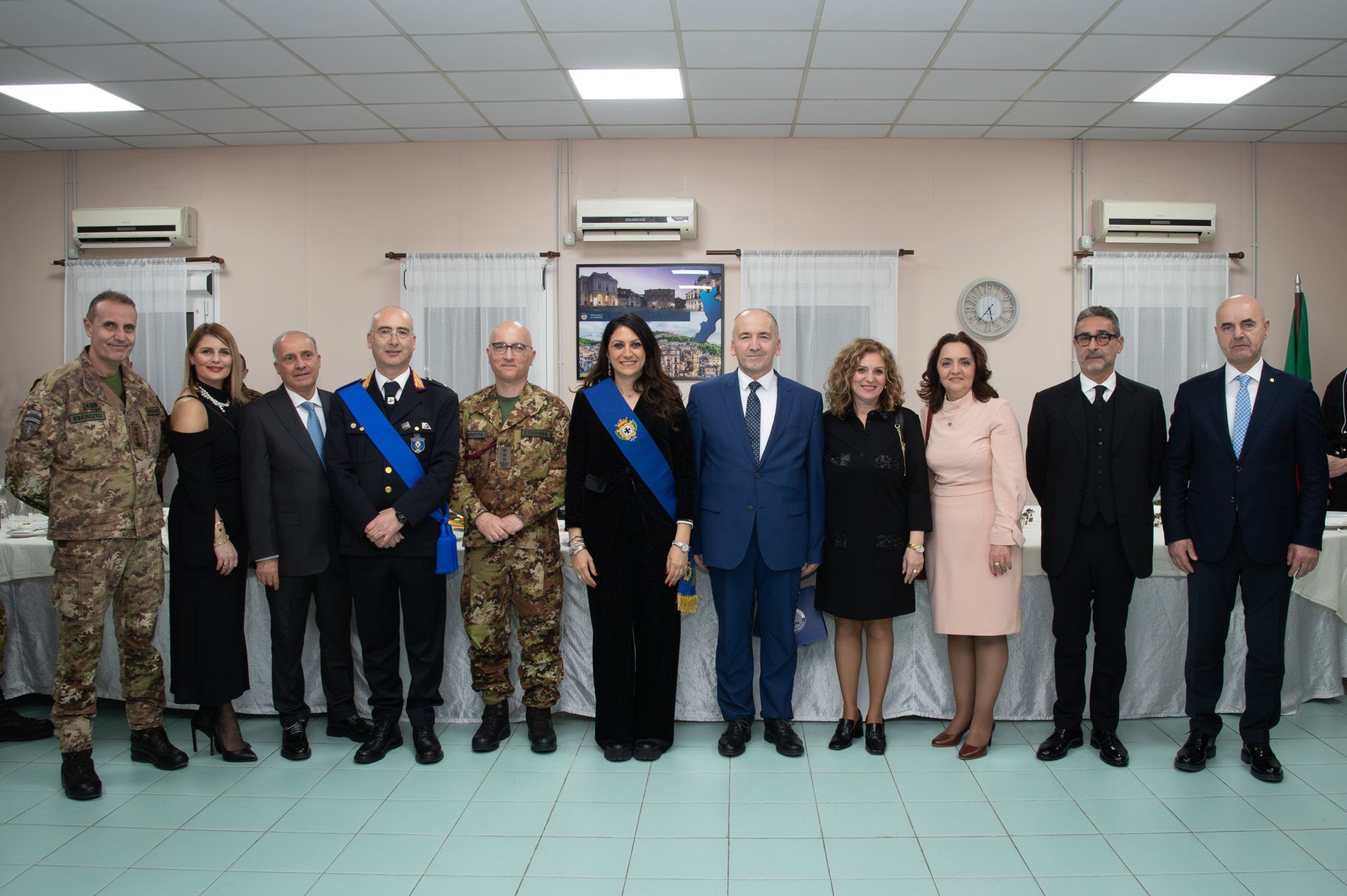 Kosovo, con le “Tavole di Gioacchino da Fiore” Succurro omaggia i militari italiani