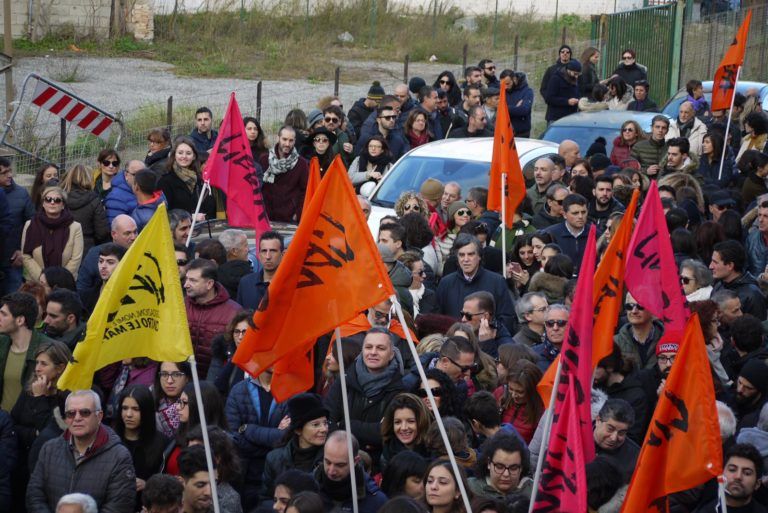 Il grido di libertà di Vibo. «Noi ci siamo» – VIDEO E FOTO