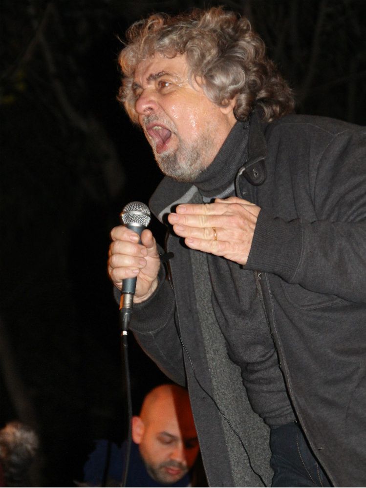 Grillo indagato per diffamazione aggravata