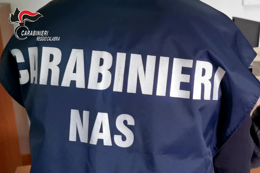 Reggio Calabria, sequestrata struttura con piscina priva di autorizzazioni