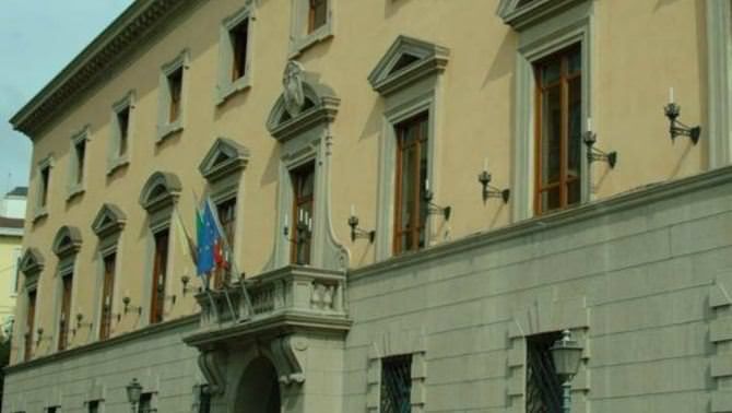 «Catanzaro, città piegata su se stessa»