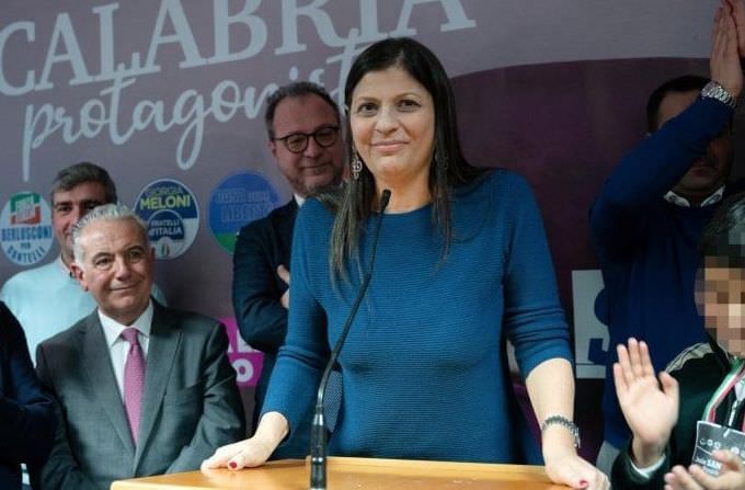 Una donna sola al comando. La “fase 2” del potere di Jole