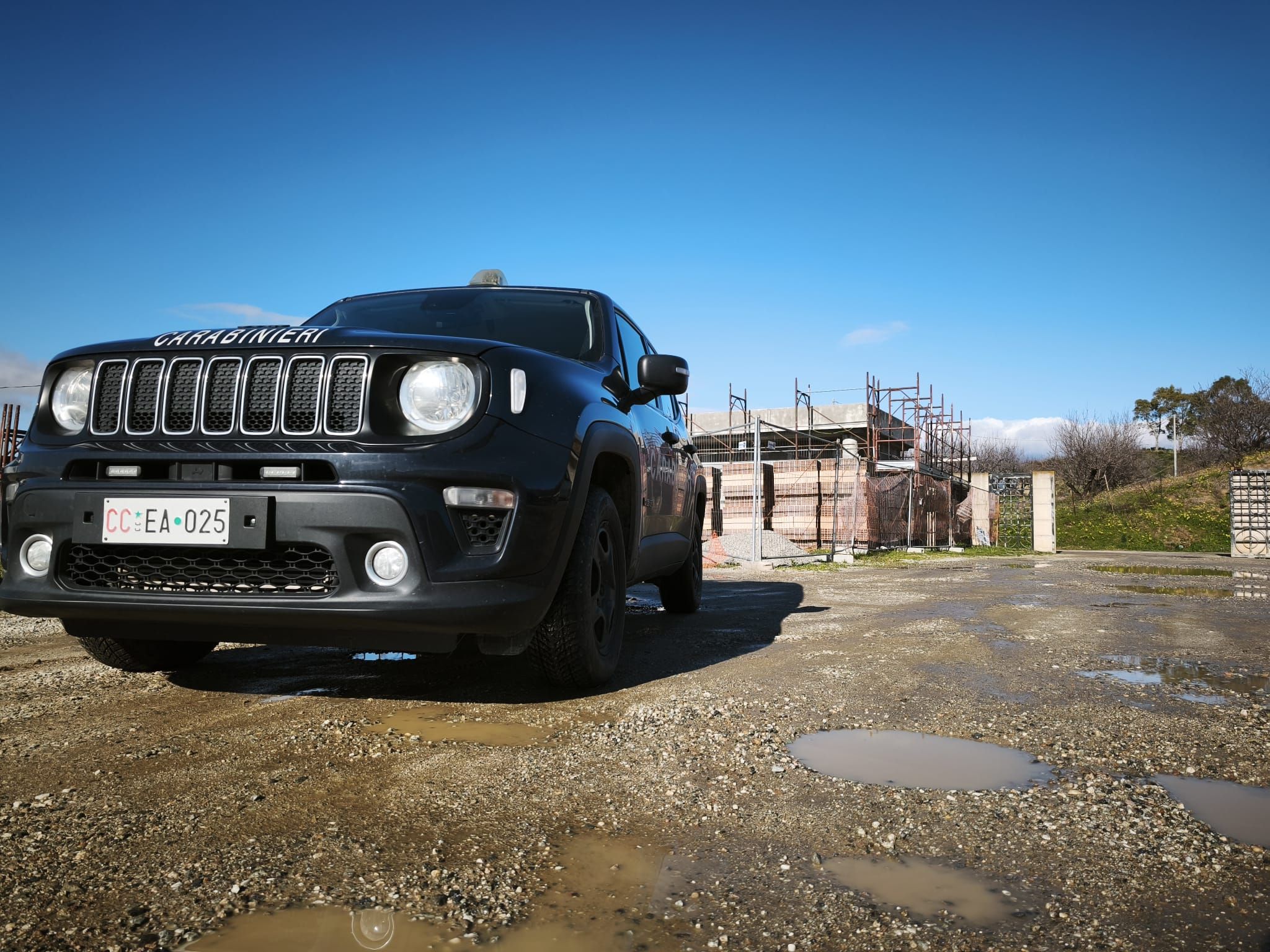 Controlli sui cantieri a Sellia Marina: sospesi due cantieri per lavoro nero e gravi violazioni