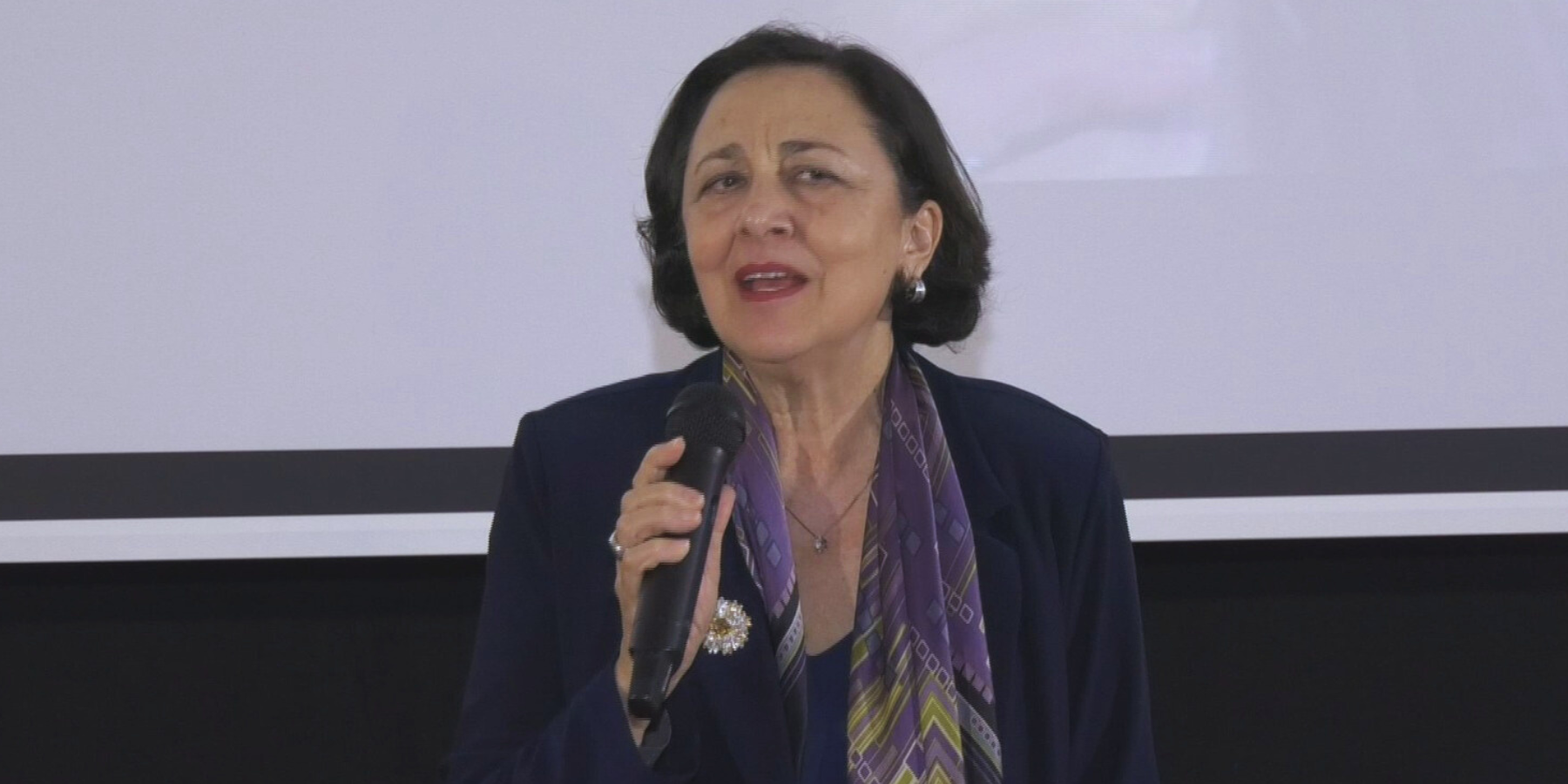 Lamezia, Doris Lo Moro in piazza Roma per incontrare i cittadini del quartiere Bella