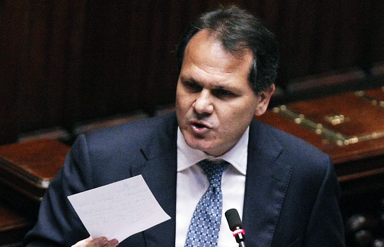 Romano (Noi Moderati): «Siamo per la realizzazione del rigassificatore di Gioia Tauro»