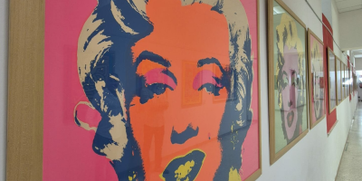A Reggio Calabria opere false di Warhol, Haring e Banksy in mostra: maxi sequestro dei Carabinieri