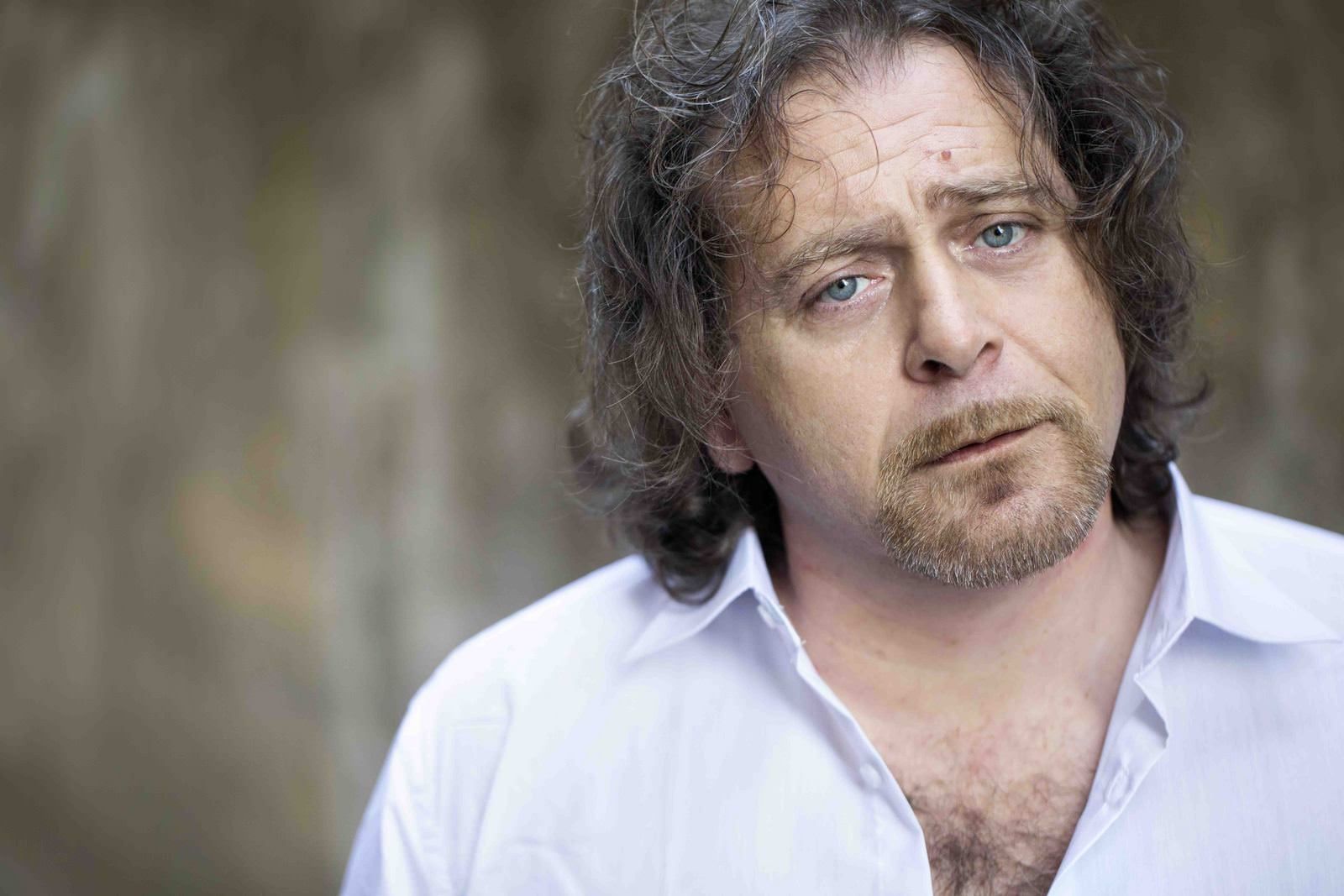 "Artisti in corsia", il Politeama regala un sorriso ai bambini