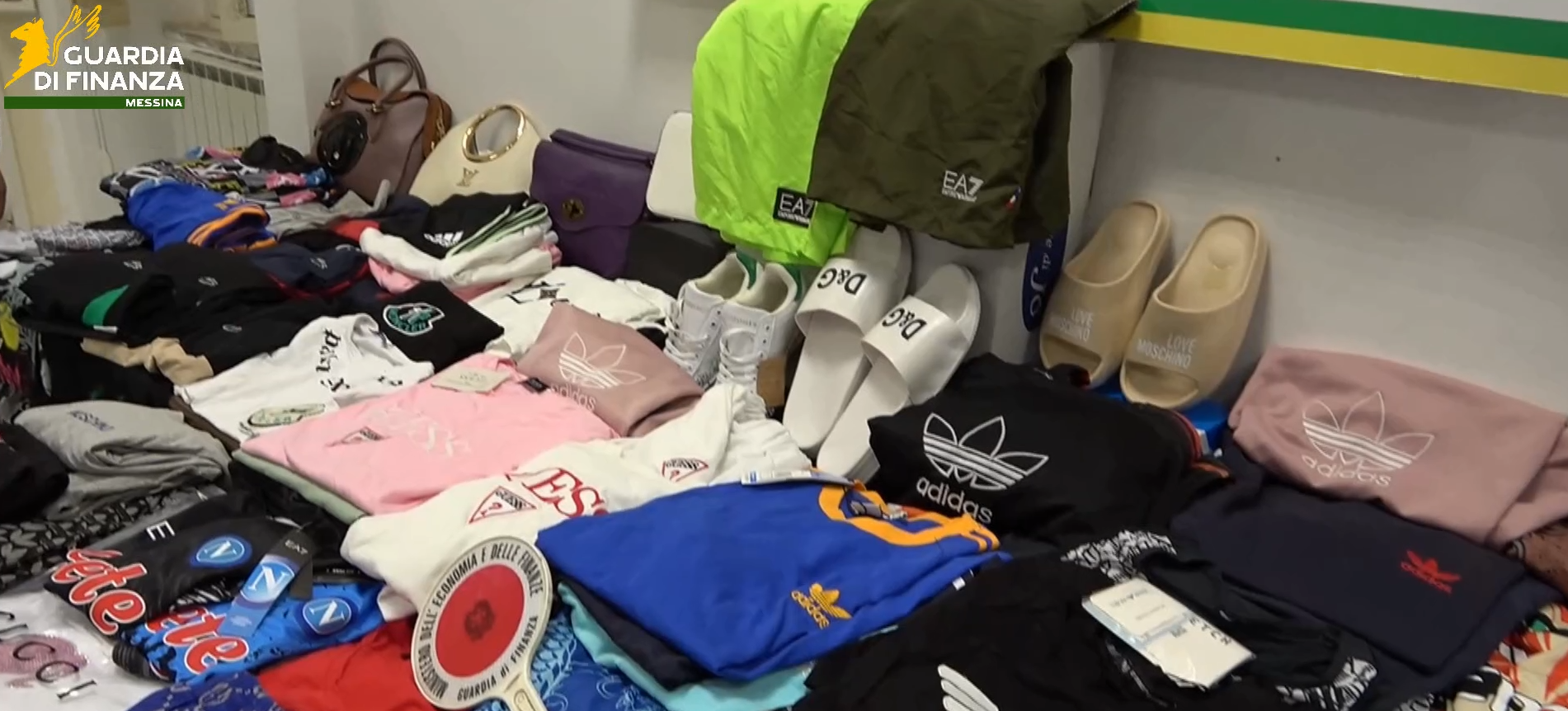 Banda dell’e-commerce con prodotti falsi, sei arresti