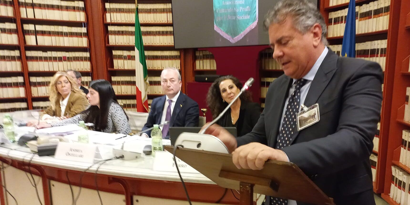 «Contro la criminalità organizzata servono la reazione corale della società civile e provvedimenti delle istituzioni»