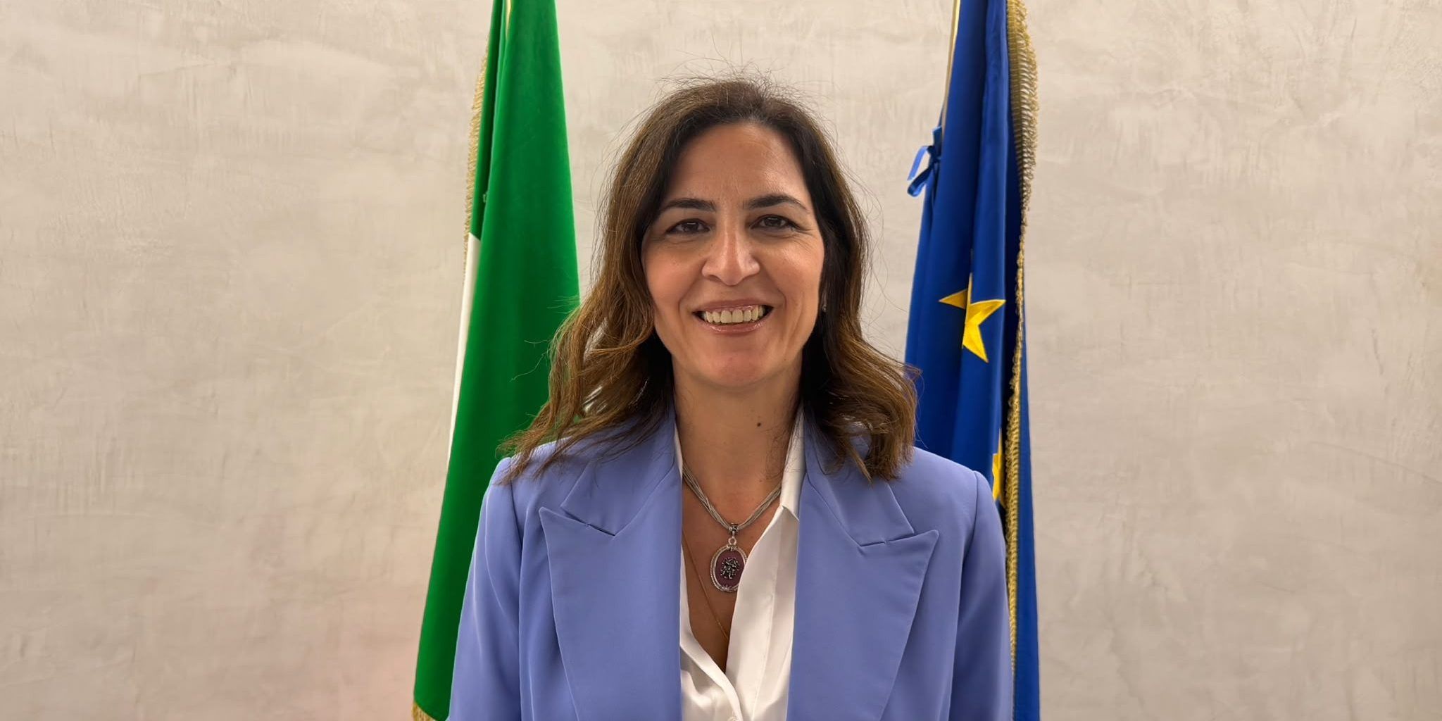 Scuola, l’appello di Micheli agli studenti calabresi: «Sognate in grande»