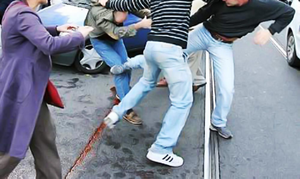 Wrestling in strada a Tortora, cinque arresti