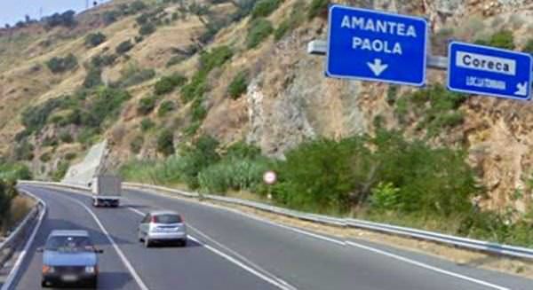 Coronavirus, i sindaci del Tirreno cosentino al prefetto: «Presidi su autostrada e statale 18»