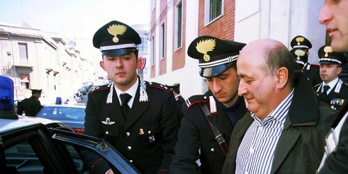 arresto boss Pino Piromalli 'ndrangheta Gioia Tauro
