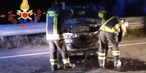 Incidente mortale sulla statale 106 a Cutro, una vittima e un ferito