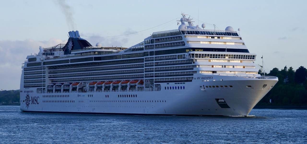 Nave ospedale in Calabria, i sindacati: «La Regione dia il via libera»